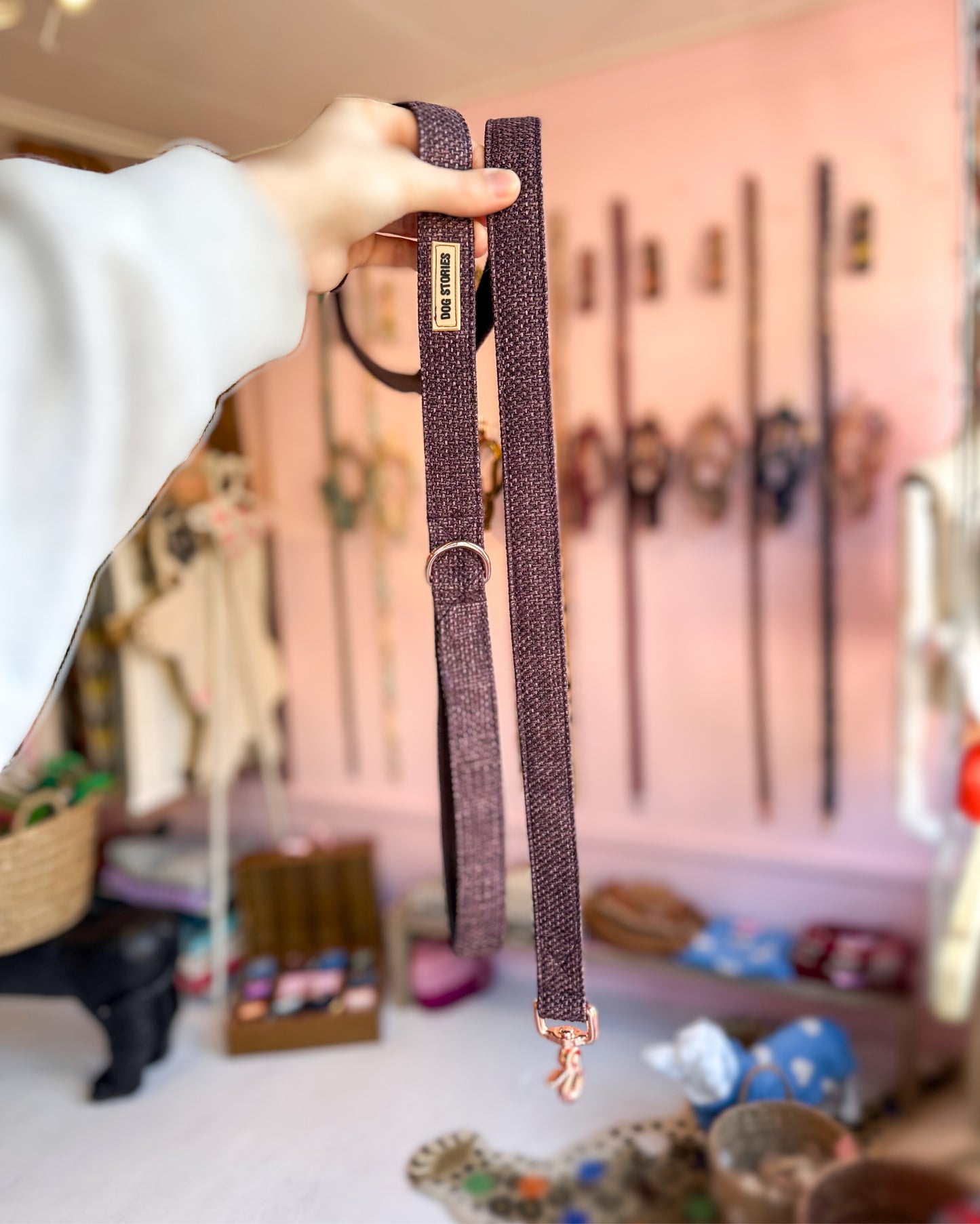 AUBERGINE LEASH