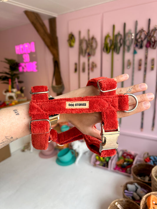 ABISKO STONE RED HARNESS